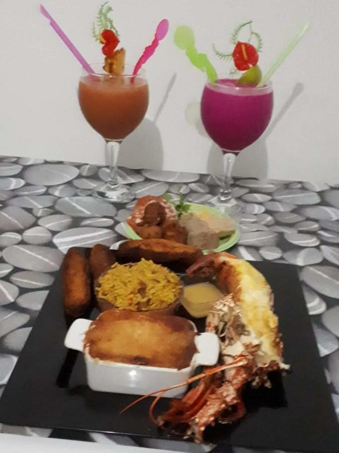 فيلا La Casa Binecha Avec Jacuzzi Baillif المظهر الخارجي الصورة